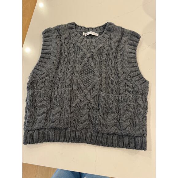 Zara gray cable sweater vest with pockets Size Small - Picture 1 of 5